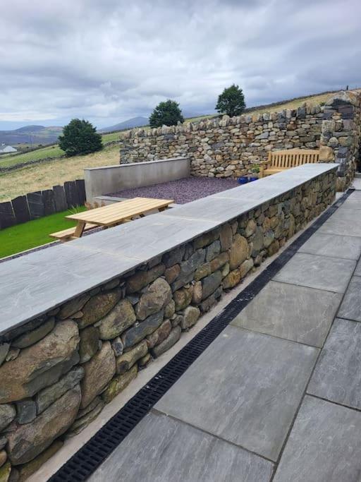 Amazing Coastal & Sunset Views In Eryri Llanllyfni Exterior foto