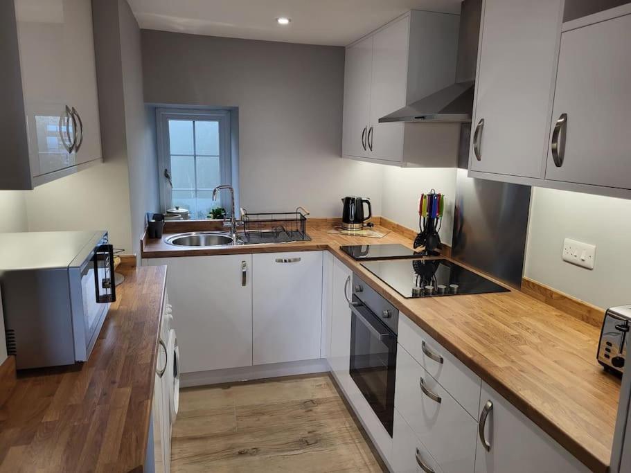 Amazing Coastal & Sunset Views In Eryri Llanllyfni Exterior foto