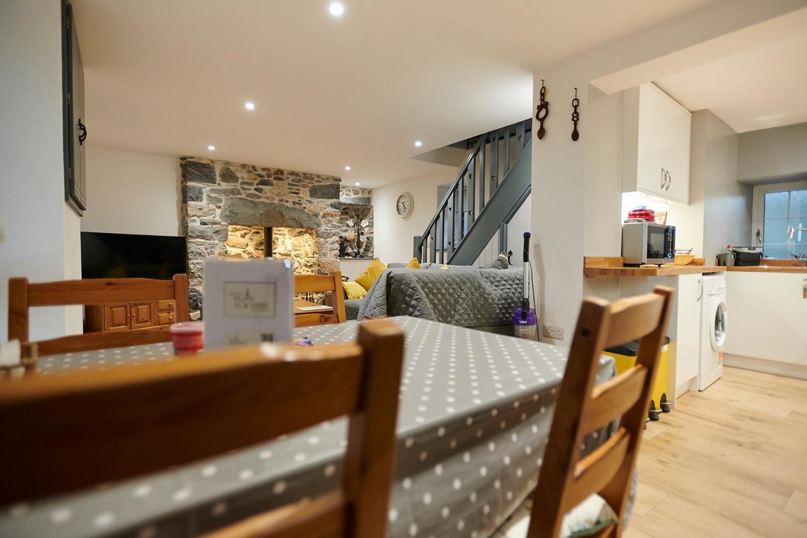 Amazing Coastal & Sunset Views In Eryri Llanllyfni Exterior foto